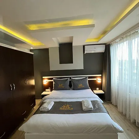 Aparthotel Sara *
