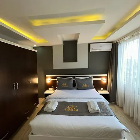 Aparthotel Sara *