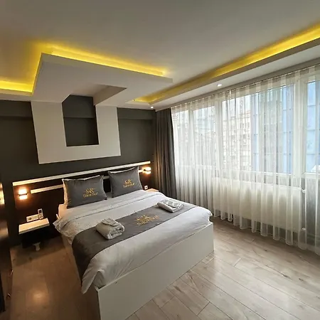 Sara * איסטמבול